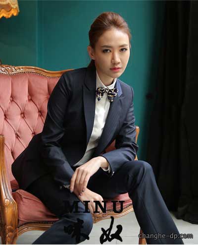女士西装定做30