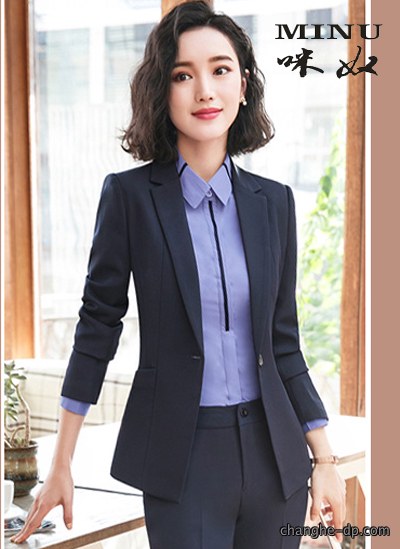 女士西装定做72