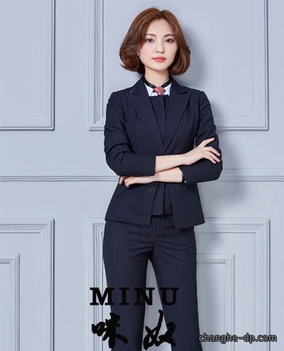 女士西装定做10