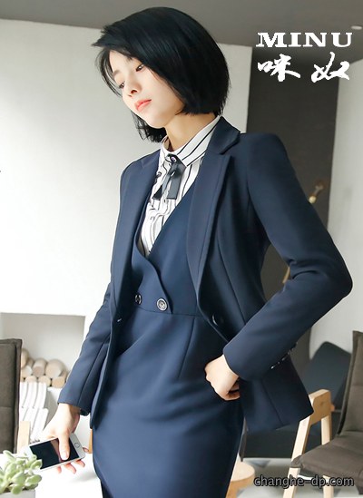 女士西装定做81